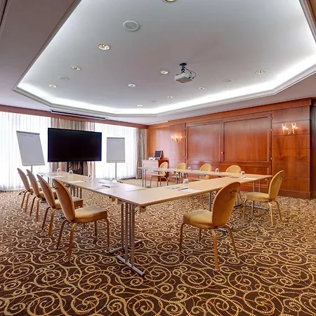 Moevenpick Geneva Hotel 4*