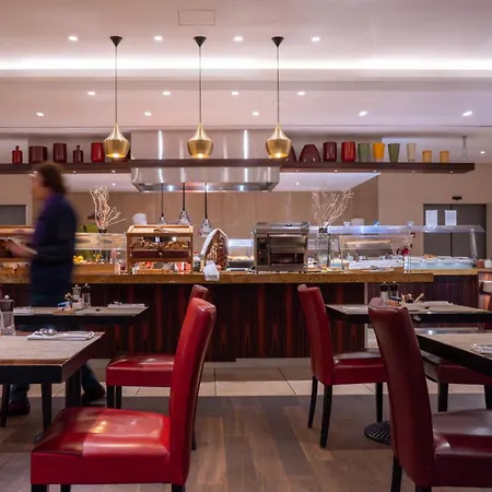 Moevenpick Geneva 4* Meyrin