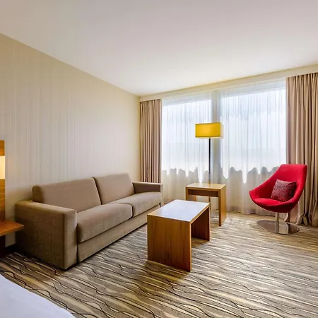 Hotel Moevenpick Geneva 4*